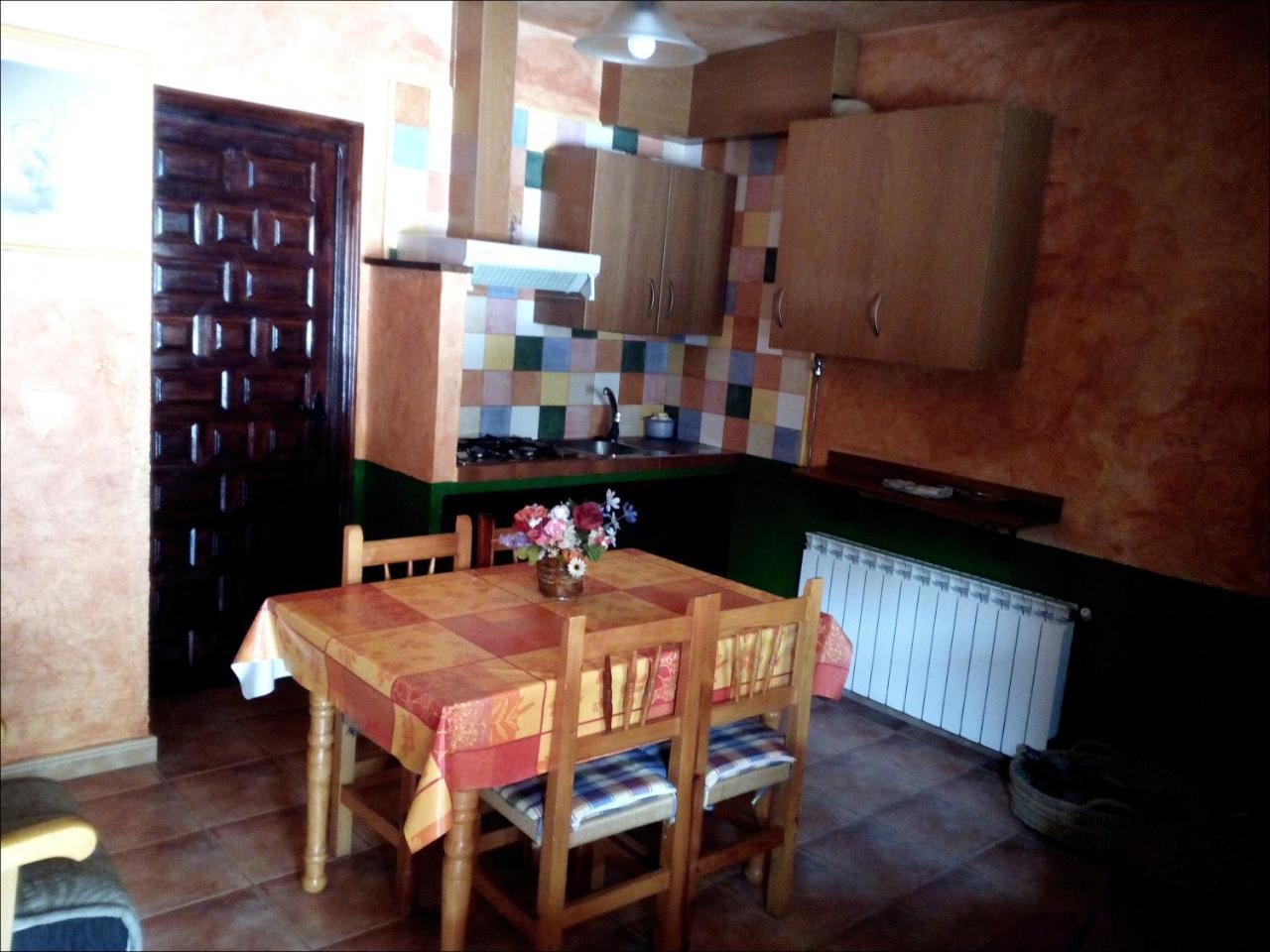 Casas Rurales Picos Del Oso Riópar Exteriör bild