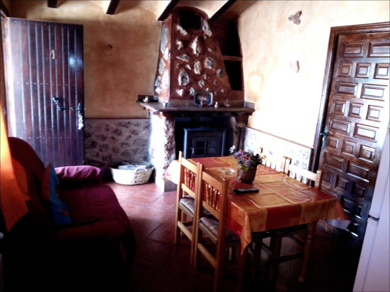 Casas Rurales Picos Del Oso Riópar Exteriör bild